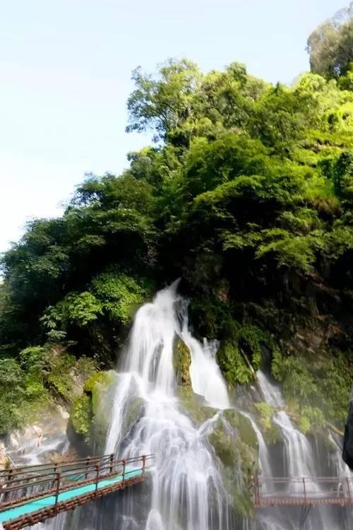 壹点财商院·复“盘”|中字头行情延续，次新股高开低走，光伏巨头集体大跌